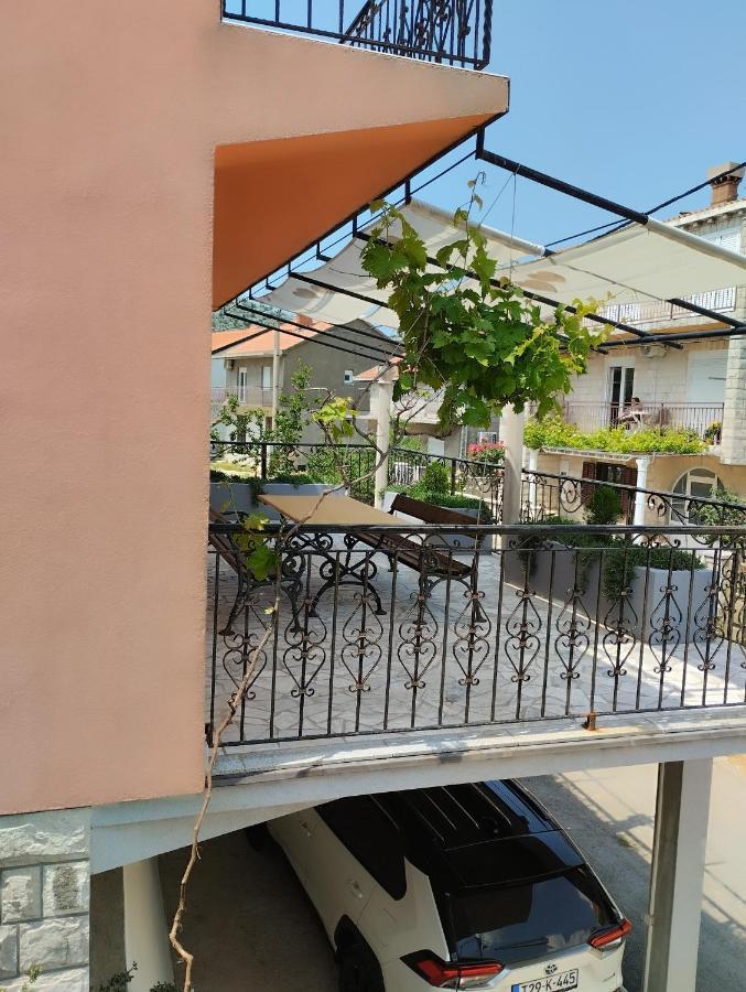 Miran Apartment Ivanica Екстериор снимка