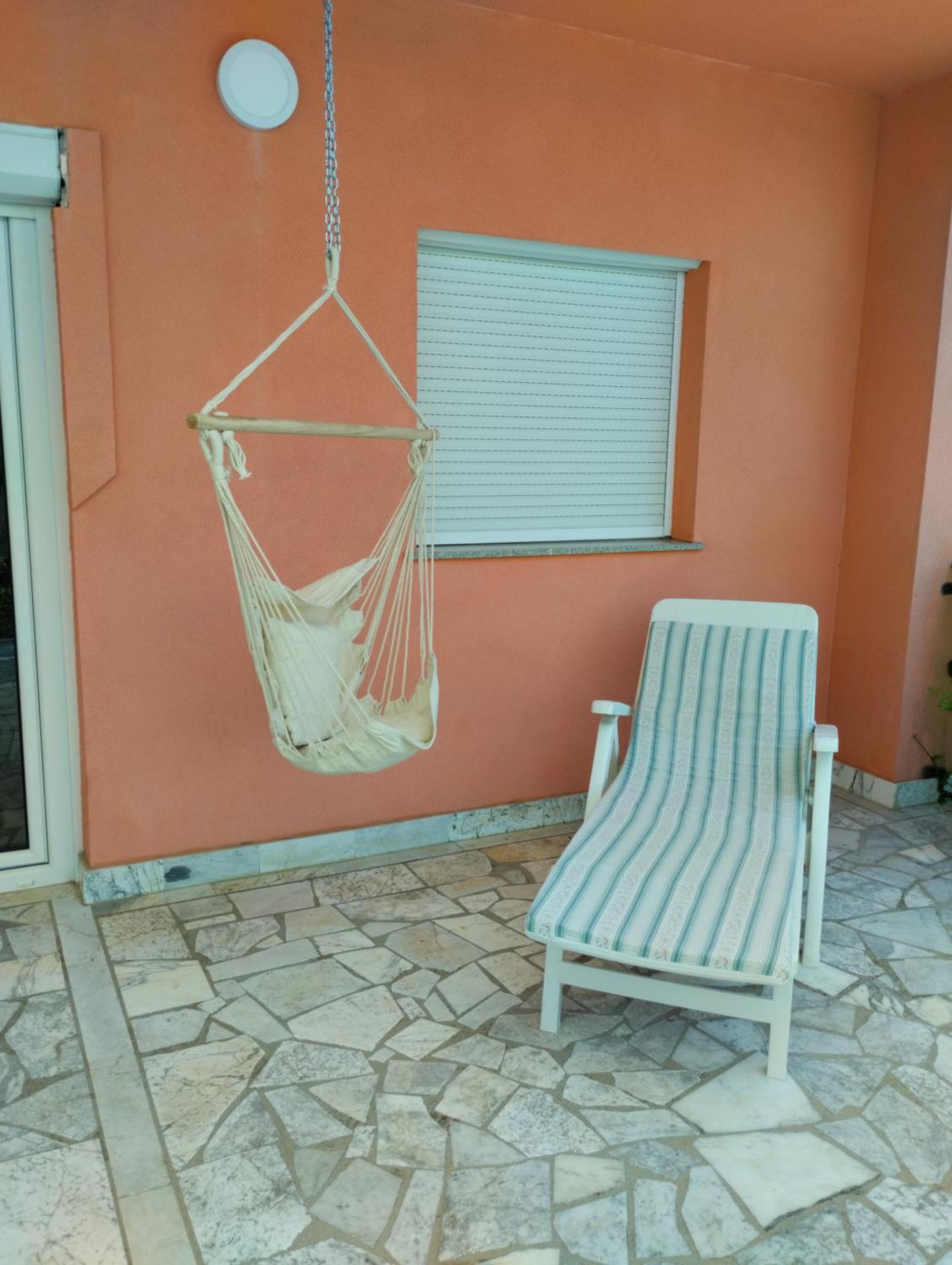 Miran Apartment Ivanica Екстериор снимка